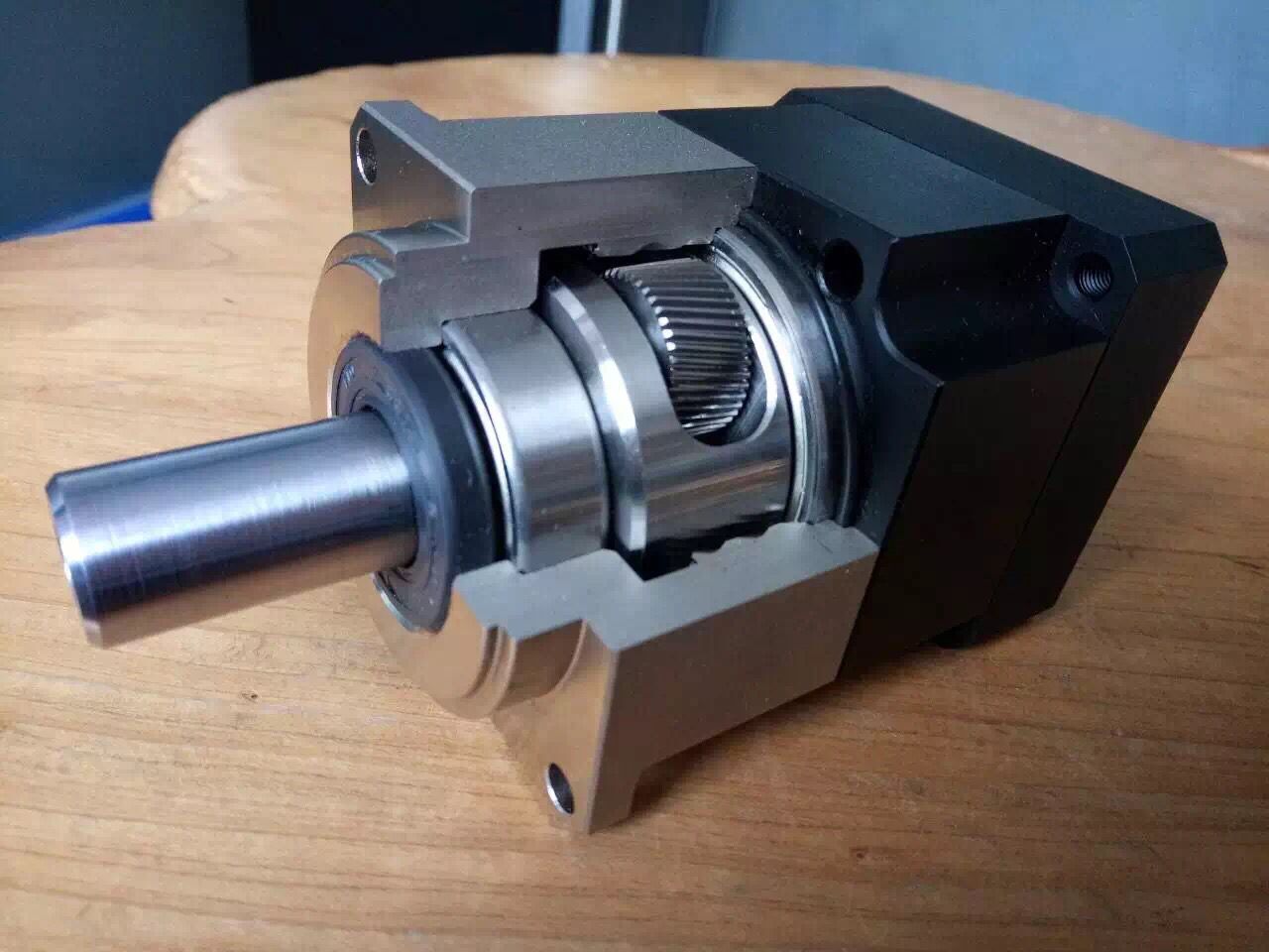 行星减速机的减速比与传动效率