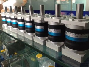 FADR064行星减速机在医疗机械中的应用与定制